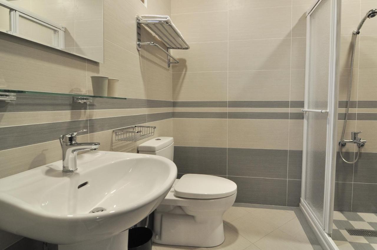 Art Zone Apartment Hualien City Room photo